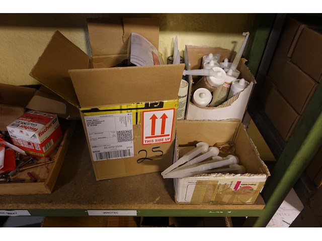 Inhoud ruimte magazijn - afbeelding 18 van  30