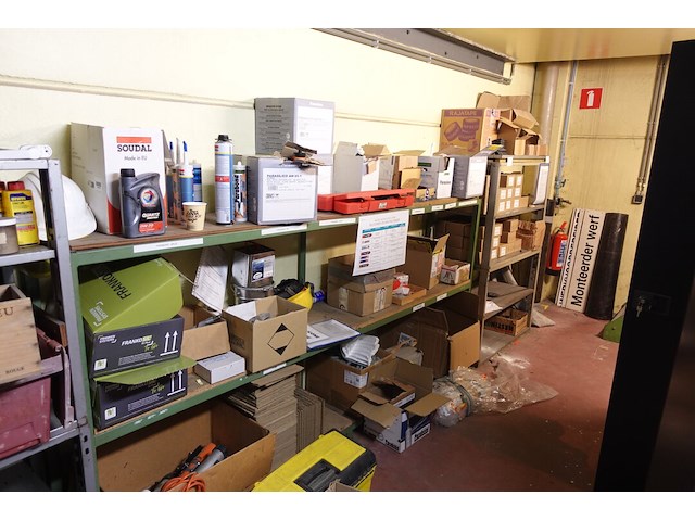 Inhoud ruimte magazijn - afbeelding 23 van  30