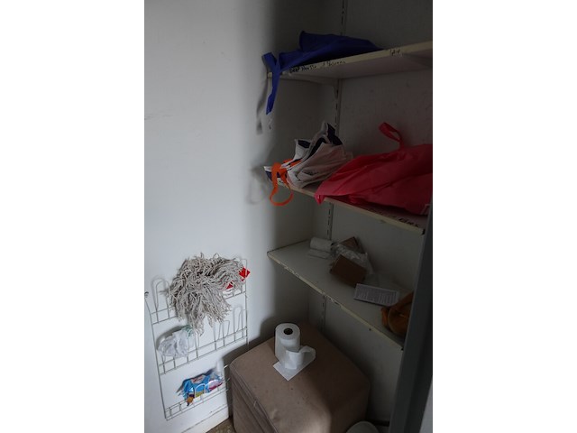 Inhoud slaapkamer - afbeelding 4 van  5