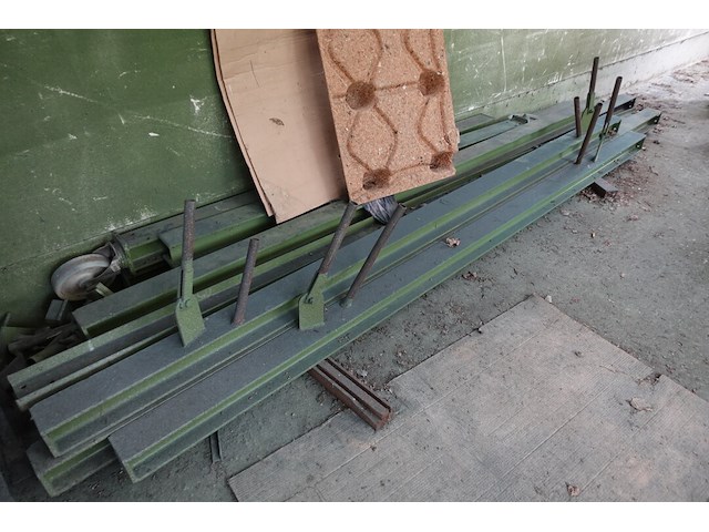 Inhoud spuitcabine - afbeelding 6 van  24