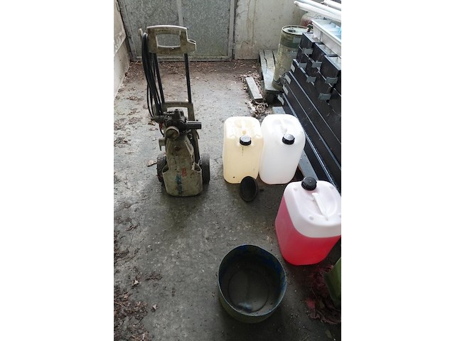 Inhoud spuitcabine - afbeelding 8 van  24