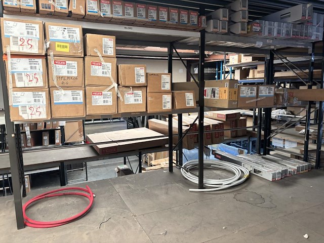 Inhoud stelling o.a. velux elc blinds - afbeelding 1 van  11