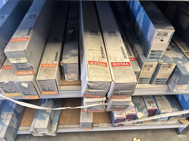 Inhoud stelling velux screens - afbeelding 4 van  5
