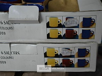 Inhoud tafel div materialen - afbeelding 6 van  11