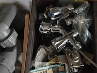 Inhoud tafel div materialen - afbeelding 9 van  11