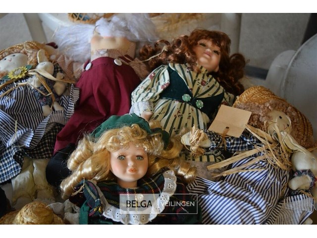 Inhoud tafel div - afbeelding 3 van  4