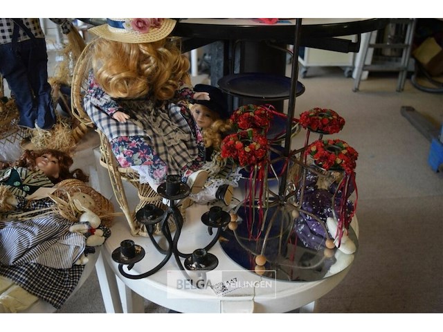 Inhoud tafel div - afbeelding 1 van  5