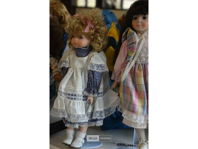 Inhoud tafel div - afbeelding 2 van  6