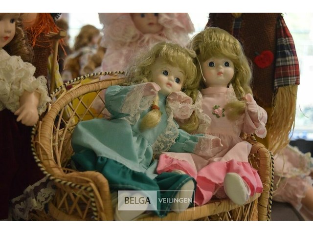 Inhoud tafel div - afbeelding 4 van  5