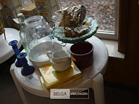 Inhoud tafel partij div spulen - afbeelding 1 van  5