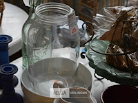 Inhoud tafel partij div spulen - afbeelding 3 van  5