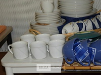 Inhoud tafel partij servies - afbeelding 4 van  5