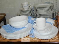 Inhoud tafel partij servies - afbeelding 2 van  4