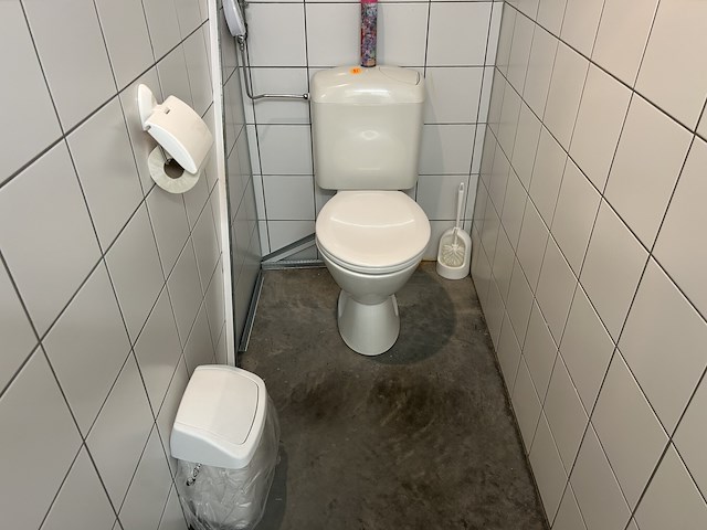 Inhoud toilet - afbeelding 1 van  2
