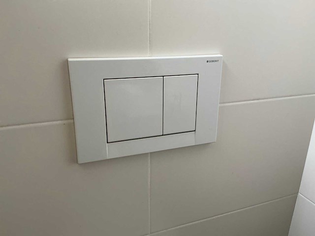 Inhoud toilet - afbeelding 5 van  8