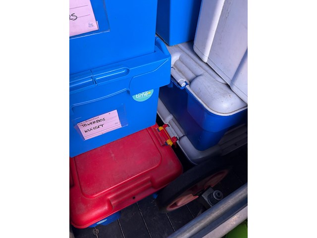 Inhoud tuinhuis - afbeelding 15 van  24