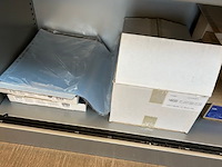 Inhoud van 2 kasten - afbeelding 5 van  5