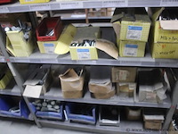 Inhoud van 2 meter stelling wo. diverse bevestigingsmaterialen pgb fasteners - afbeelding 3 van  4