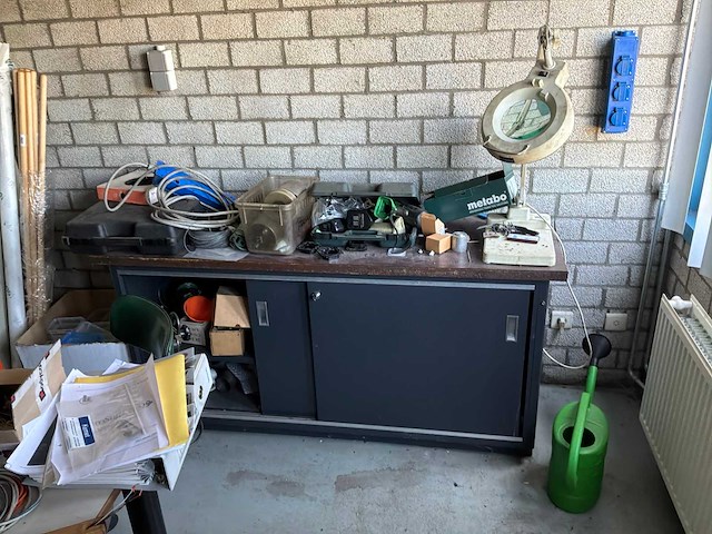 Inhoud van de bureauruimte - afbeelding 8 van  32
