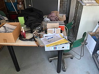 Inhoud van de bureauruimte - afbeelding 13 van  32