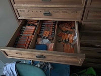 Inhoud van de bureauruimte - afbeelding 21 van  32