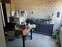 Inhoud van de bureauruimte - afbeelding 23 van  32