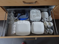 Inhoud van de kasten en lades in de keuken - afbeelding 7 van  7