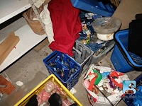 Inhoud van de kelder - afbeelding 11 van  27