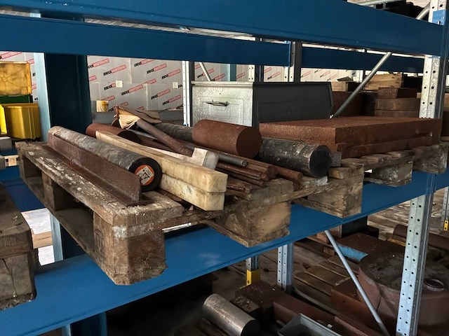 Inhoud van de palletstelling - afbeelding 32 van  32