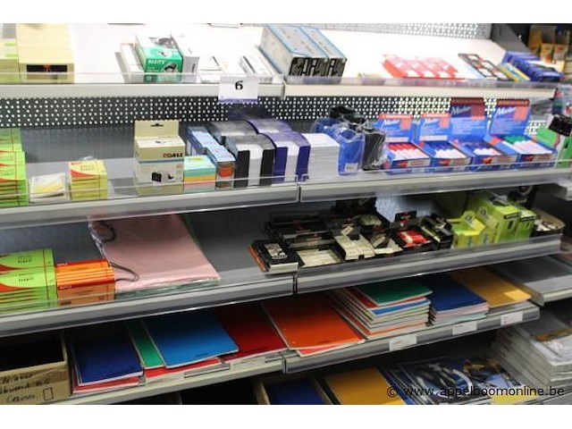 Inhoud van de stelling wo. markeerstiften, schriftjes, kaften - afbeelding 4 van  5