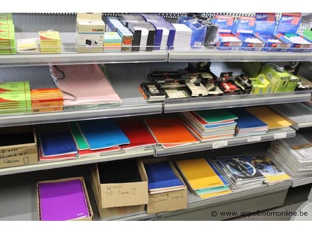 Inhoud van de stelling wo. markeerstiften, schriftjes, kaften - afbeelding 5 van  5