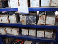 Inhoud van het rek wo. diverse schroeven - afbeelding 3 van  4