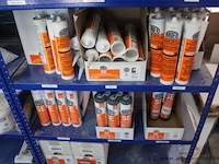 Inhoud van het rek wo diverse siliconen, elektriciteitskabels - afbeelding 6 van  6