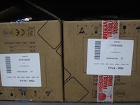Inhoud van het rek wo. diverse verlichtingsmaterialen - afbeelding 4 van  5