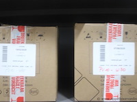 Inhoud van het rek wo. diverse verlichtingsmaterialen - afbeelding 5 van  5
