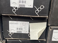 Inhoud van het rek wo. douchegrepen, badgrepen, enz - afbeelding 3 van  6