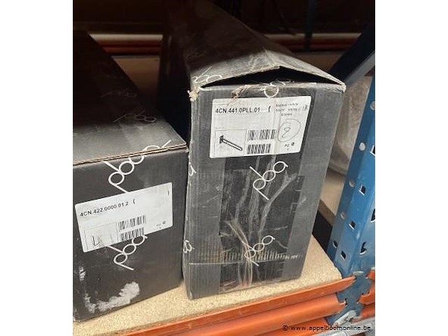 Inhoud van het rek wo. douchegrepen, badgrepen, enz - afbeelding 6 van  6