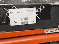 Inhoud van het rek wo. douchegrepen, badgrepen, enz - afbeelding 4 van  6