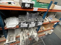 Inhoud van het rek wo. douchegrepen, badgrepen, enz - afbeelding 1 van  4