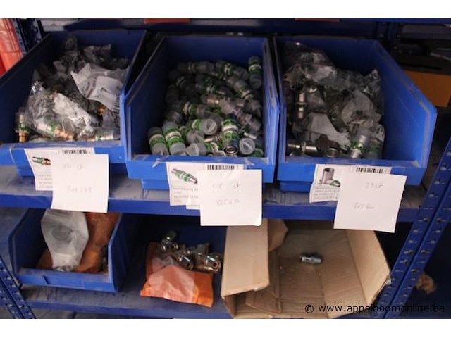 Inhoud van het rek wo. perskoppelingen - afbeelding 2 van  3