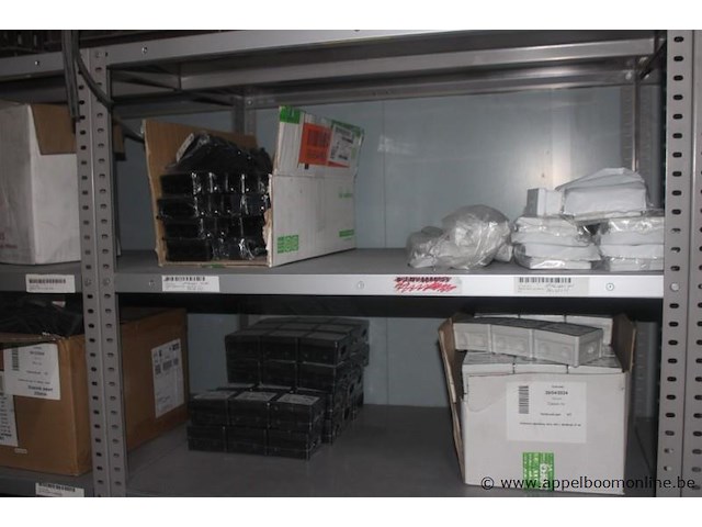 Inhoud van het rek wo. slijp- en schuurmaterialen, tapes cibo, 3m - afbeelding 4 van  5