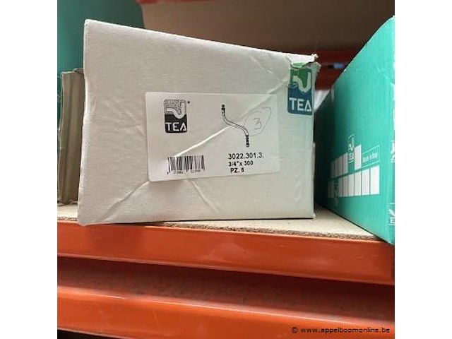 Inhoud van rek wo. diverse sifons, crepin - afbeelding 4 van  6