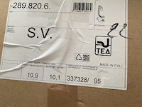 Inhoud van rek wo. diverse sifons - afbeelding 2 van  6