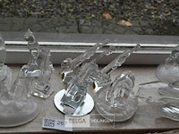 Inhoud vensterbank partij div glaswerk - afbeelding 3 van  4