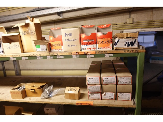 Inhoud verdiep magazijn - afbeelding 4 van  20