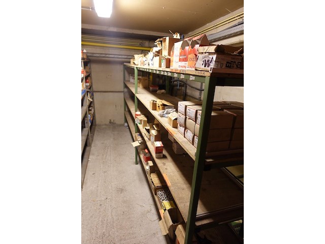 Inhoud verdiep magazijn - afbeelding 14 van  20