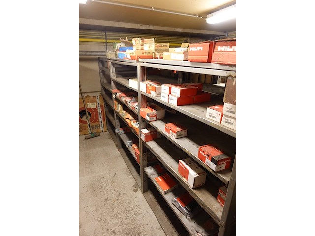 Inhoud verdiep magazijn - afbeelding 17 van  20