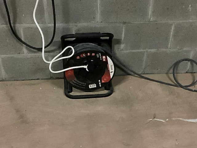 Inhoud voorbereidingsruimte ververij - afbeelding 3 van  10