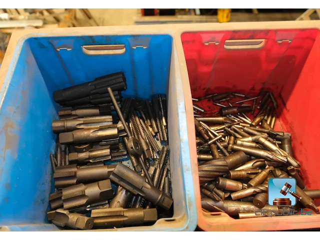 Inhoud werkbank - afbeelding 7 van  21