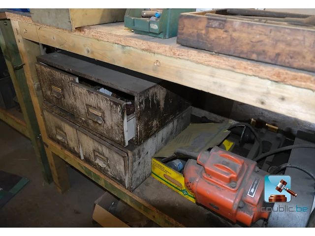 Inhoud werkbank - afbeelding 15 van  21